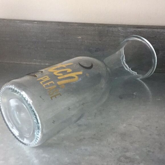 Witch vase witchy Halloween spooky table centerpiece flowers - Picture 5 of 5